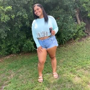 Meet your Posher, Jade